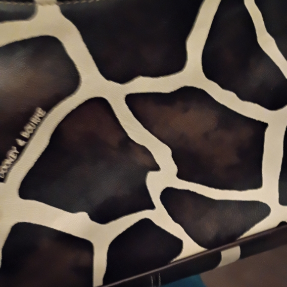 Dooney & Bourke Giraffe Print Shoulder Bag - Picture 5 of 6